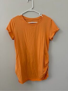 Maternity Old Navy Orange Short Sleeve Crew Tee with Side Ruching